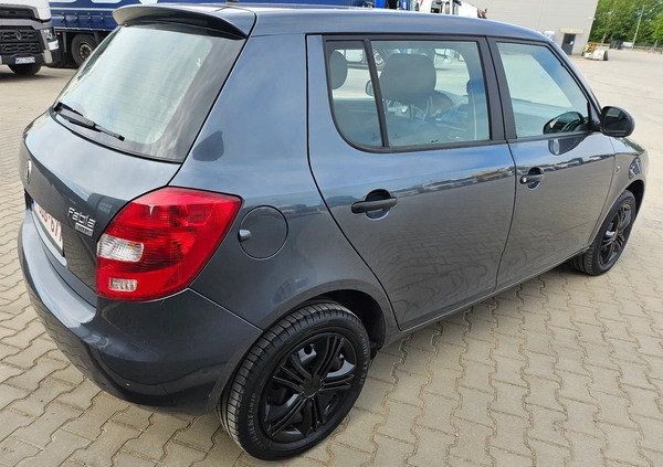 Skoda Fabia cena 9400 przebieg: 132000, rok produkcji 2009 z Sochaczew małe 56